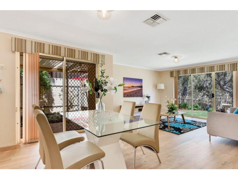 15 Morningside Drive, Woodcroft SA 5162