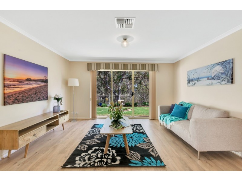 15 Morningside Drive, Woodcroft SA 5162