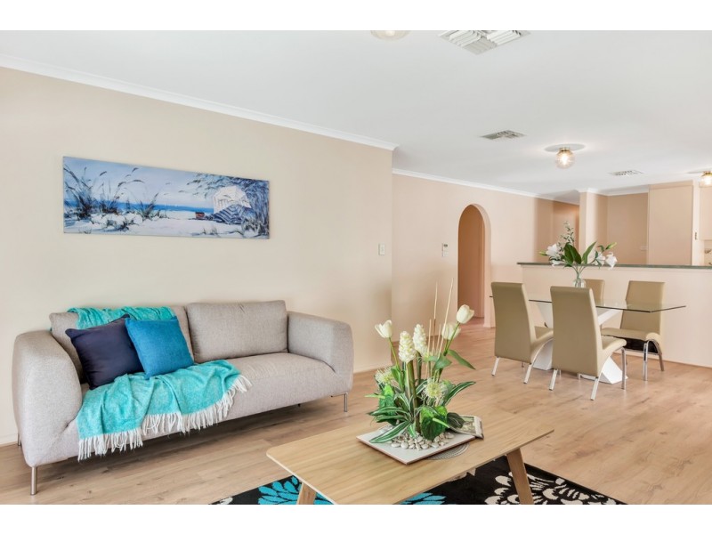 15 Morningside Drive, Woodcroft SA 5162