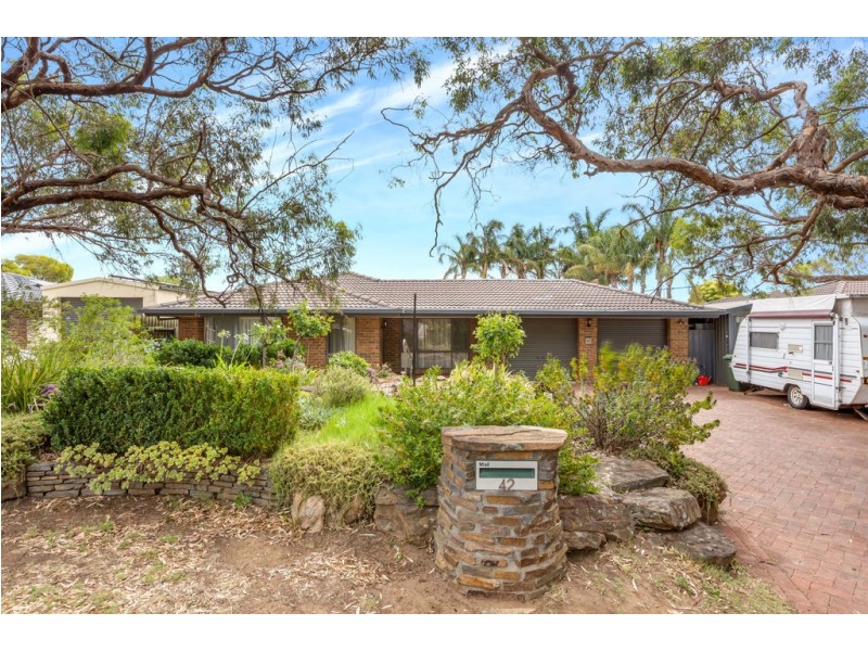 42 Knox Drive, Woodcroft SA 5162
