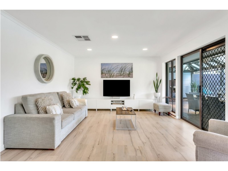 54 Glenthorn Crescent, O’halloran Hill SA 5158