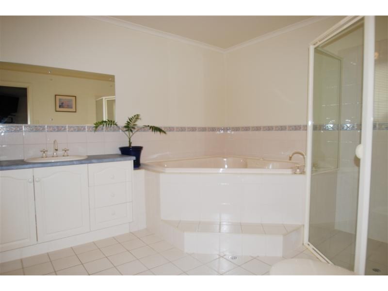 4 Blanche Court, Sheidow Park SA 5158