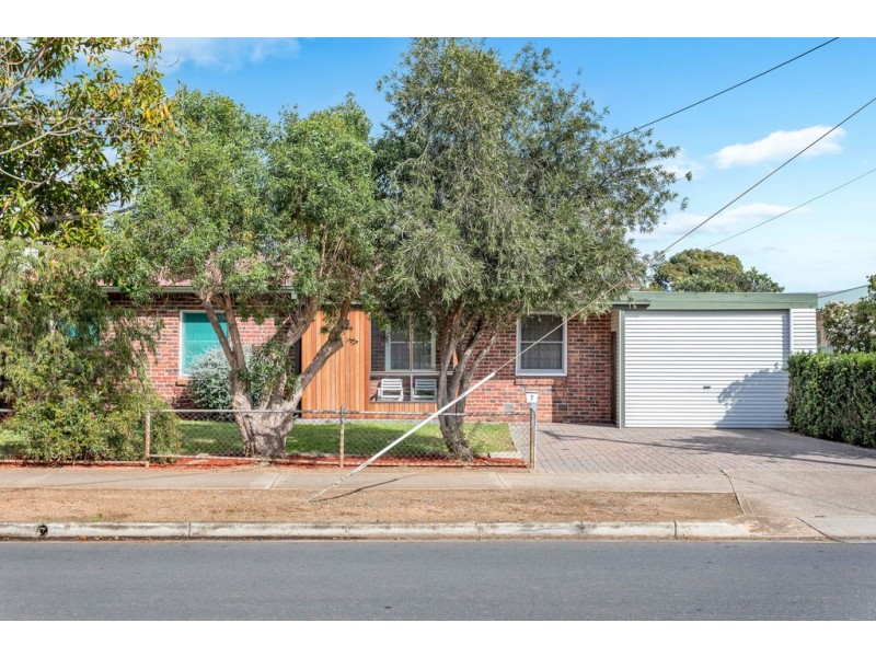 7 Lutana Crescent, Mitchell Park SA 5043