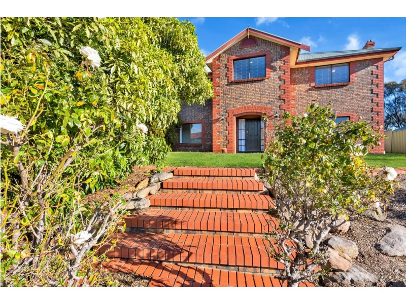 2 Cormorant Avenue, Flagstaff Hill SA 5159