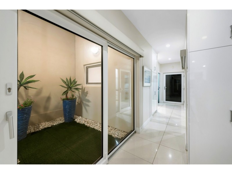 319 Esplanade, Moana SA 5169