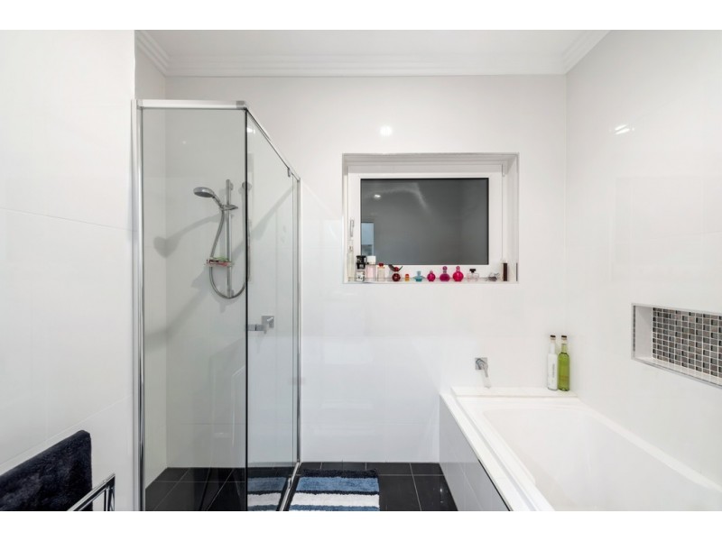 319 Esplanade, Moana SA 5169