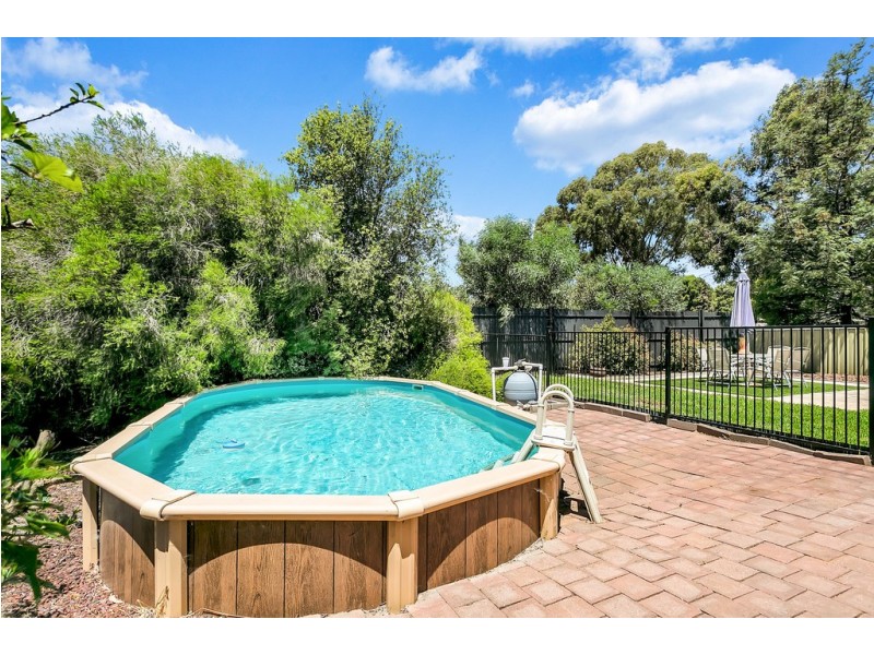 8 Magnolia Road, Reynella SA 5161