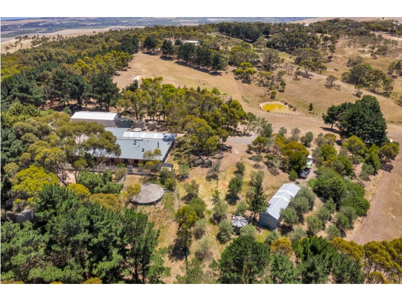 379 Louds Hill Road, Willunga South SA 5172