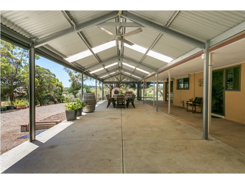 379 Louds Hill Road, Willunga South SA 5172