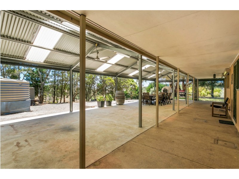 379 Louds Hill Road, Willunga South SA 5172