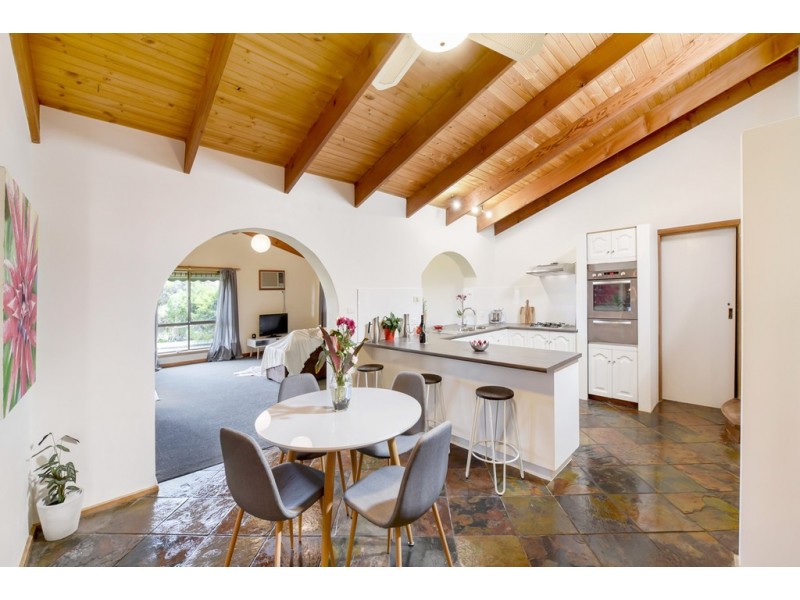 33 Winchley Way, Huntfield Heights SA 5163