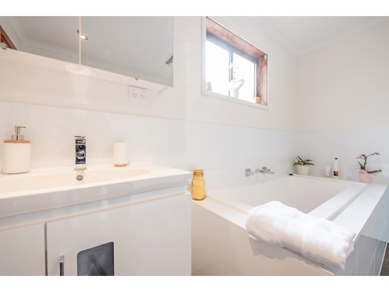 33 Winchley Way, Huntfield Heights SA 5163