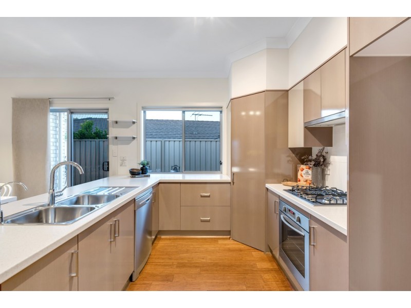 2 Ella Street, Dover Gardens SA 5048