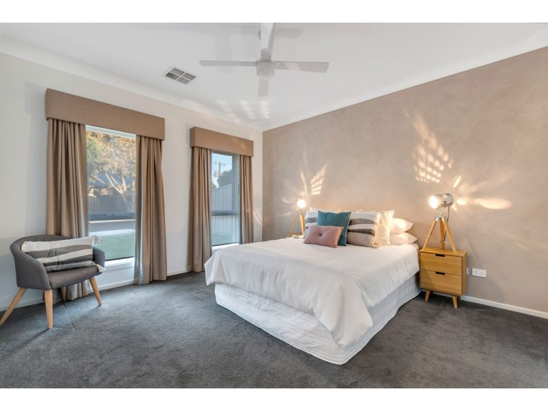 2 Ella Street, Dover Gardens SA 5048