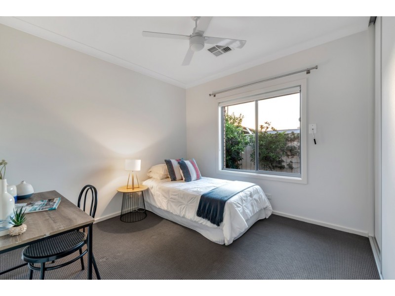 2 Ella Street, Dover Gardens SA 5048