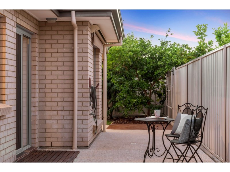 2 Ella Street, Dover Gardens SA 5048