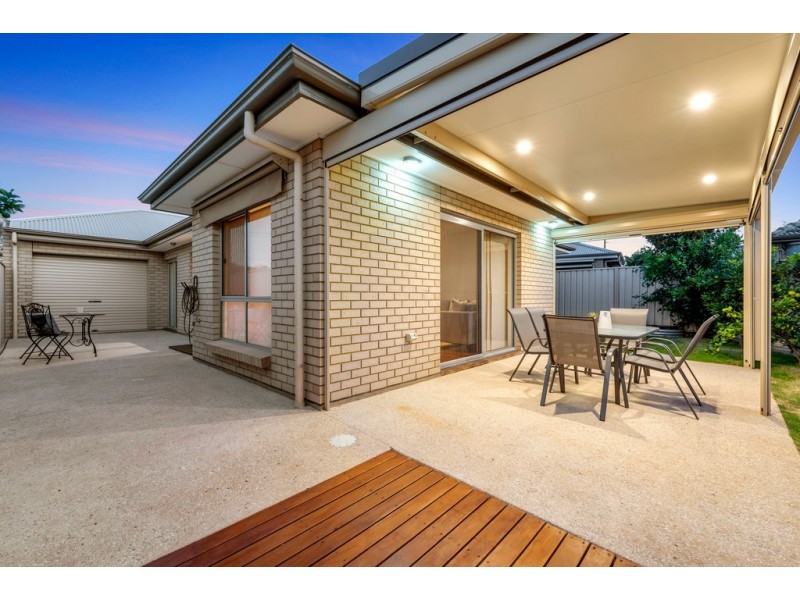 2 Ella Street, Dover Gardens SA 5048