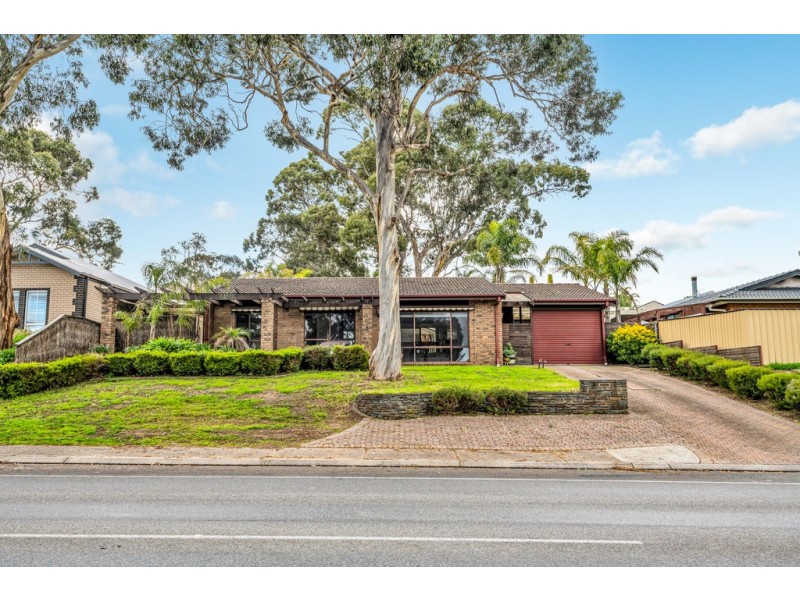 15 Sunnymeade Drive, Aberfoyle Park SA 5159