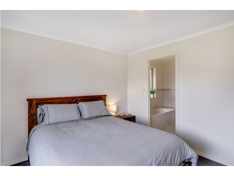 4 Goyder Road, Mount Compass SA 5210