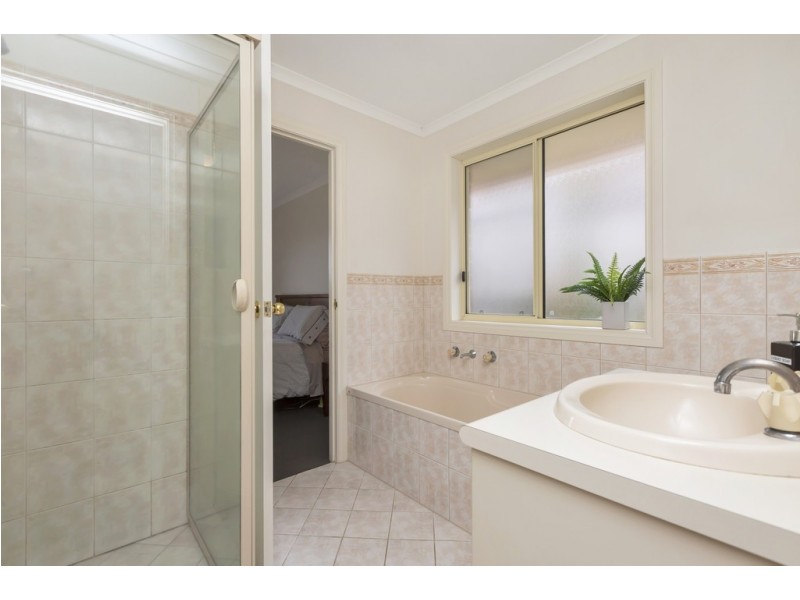4 Goyder Road, Mount Compass SA 5210