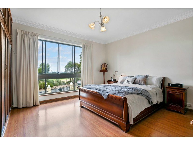 8 Mill Terrace, Eden Hills SA 5050