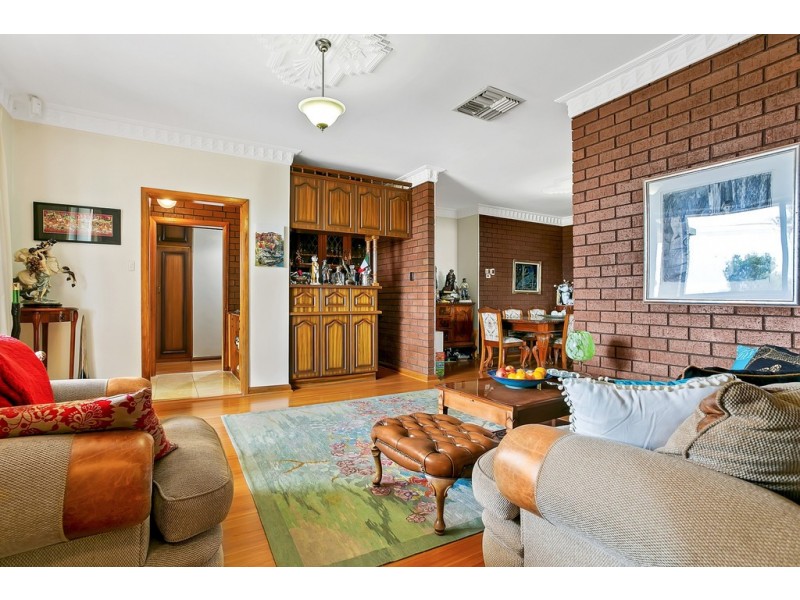 8 Mill Terrace, Eden Hills SA 5050