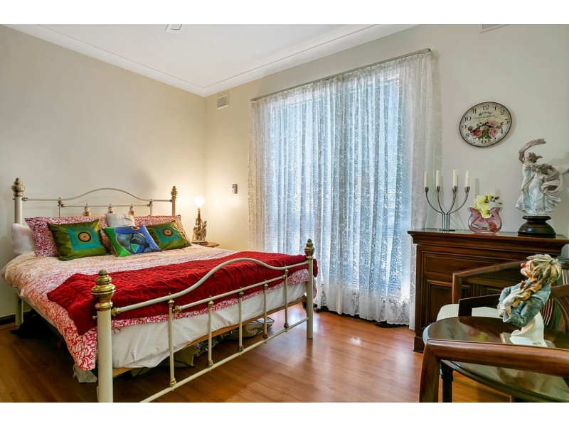 8 Mill Terrace, Eden Hills SA 5050