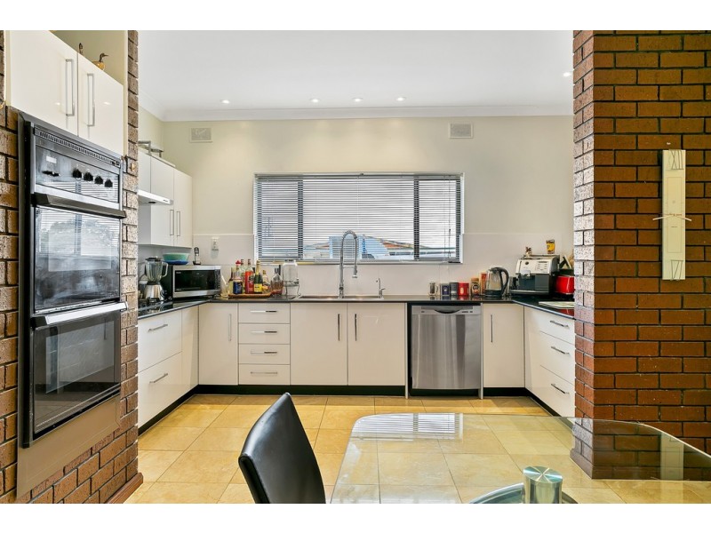 8 Mill Terrace, Eden Hills SA 5050