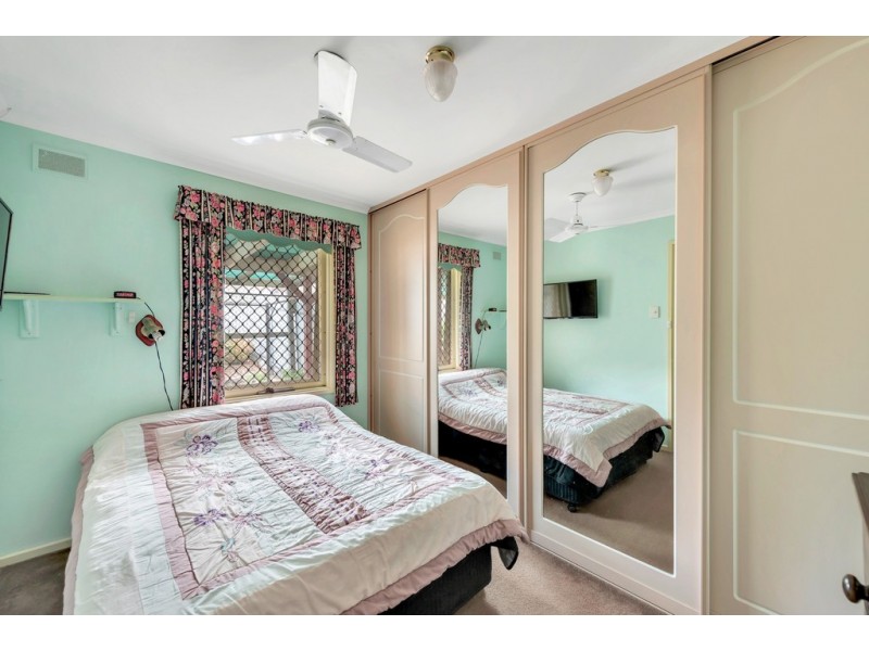 1/8 Gum Court, Morphett Vale SA 5162