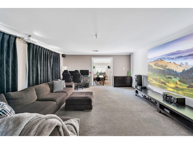 13 St Vincent Circuit, Sheidow Park SA 5158