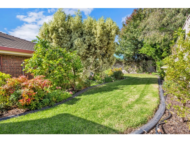 11 Partalunga Circuit, Woodcroft SA 5162