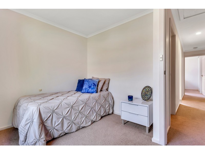 11 Partalunga Circuit, Woodcroft SA 5162
