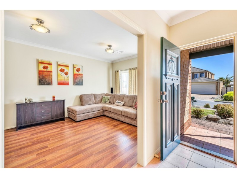 7 Carlisle Court, Hallett Cove SA 5158