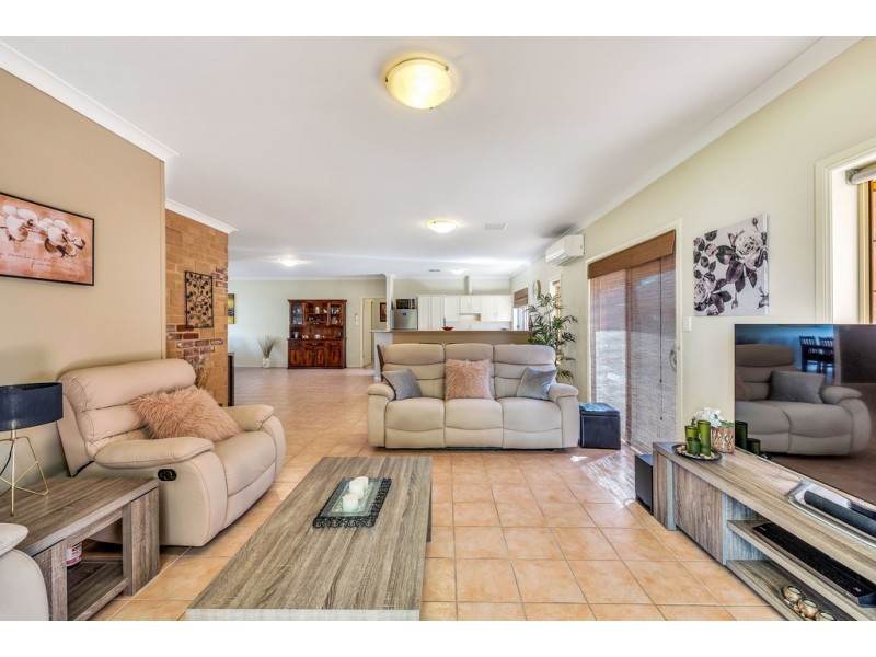 7 Carlisle Court, Hallett Cove SA 5158