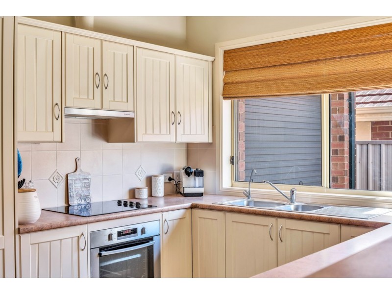 7 Carlisle Court, Hallett Cove SA 5158