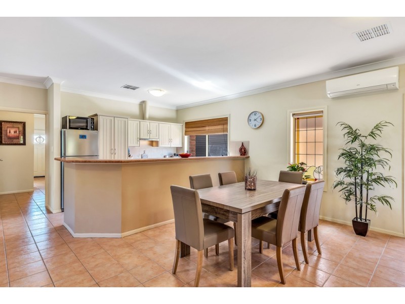 7 Carlisle Court, Hallett Cove SA 5158