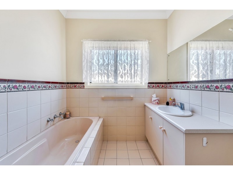 7 Carlisle Court, Hallett Cove SA 5158