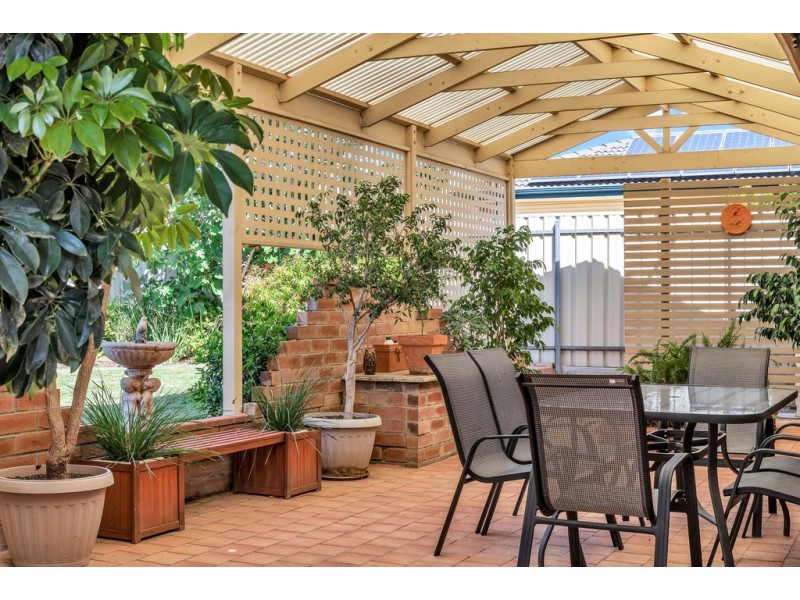 7 Carlisle Court, Hallett Cove SA 5158