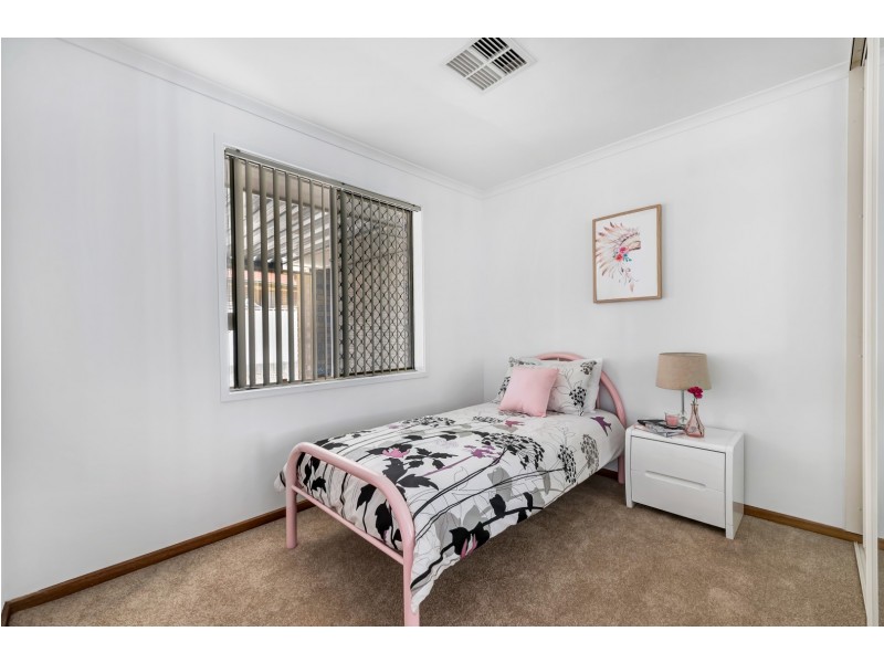 27 Jimmy Watson Drive, Woodcroft SA 5162