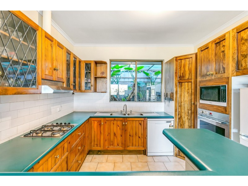 5 Karen Court, Hallett Cove SA 5158