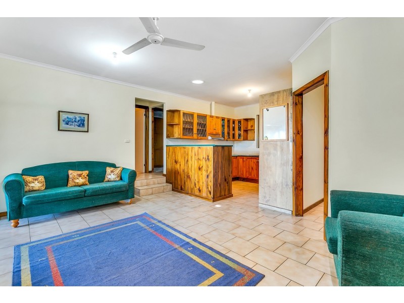 5 Karen Court, Hallett Cove SA 5158