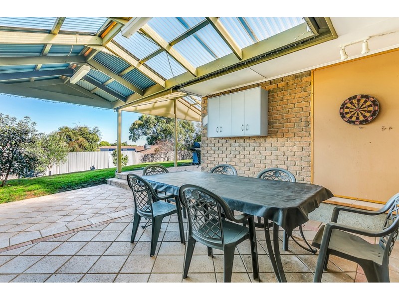 5 Karen Court, Hallett Cove SA 5158