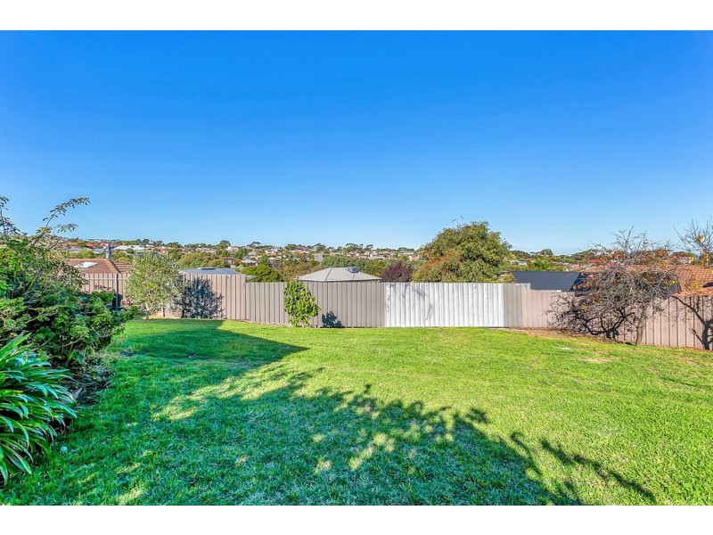 5 Karen Court, Hallett Cove SA 5158