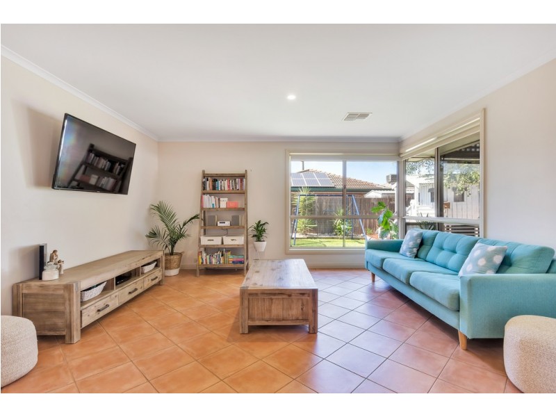 14 Marrington Circuit, Morphett Vale SA 5162