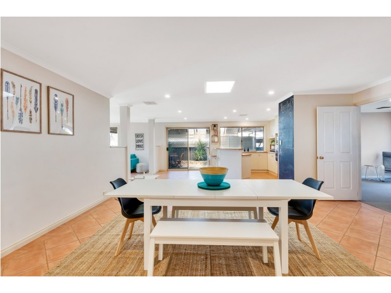 14 Marrington Circuit, Morphett Vale SA 5162