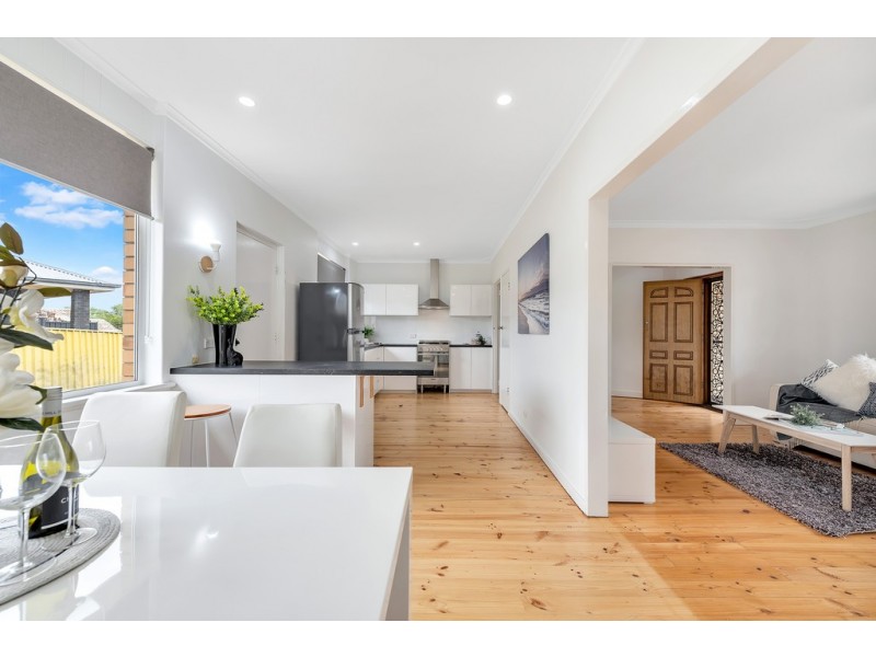 10 Hooper Place, Christies Beach SA 5165