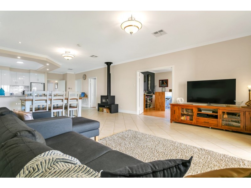 21 Basin Street, Aldinga Beach SA 5173