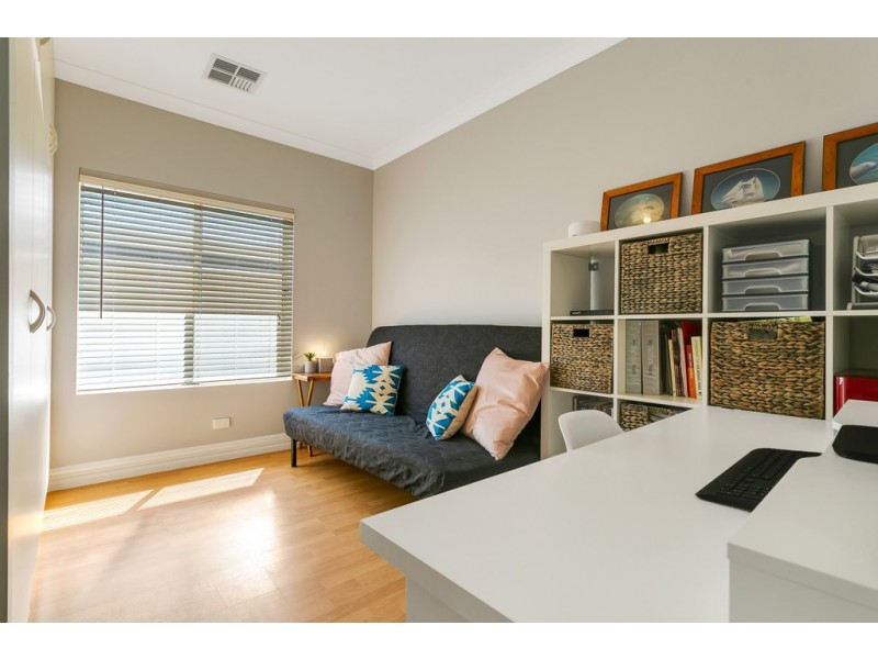 21 Basin Street, Aldinga Beach SA 5173