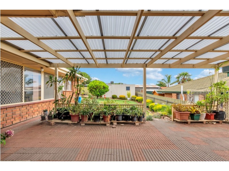 4 Lighthouse Drive, Hallett Cove SA 5158