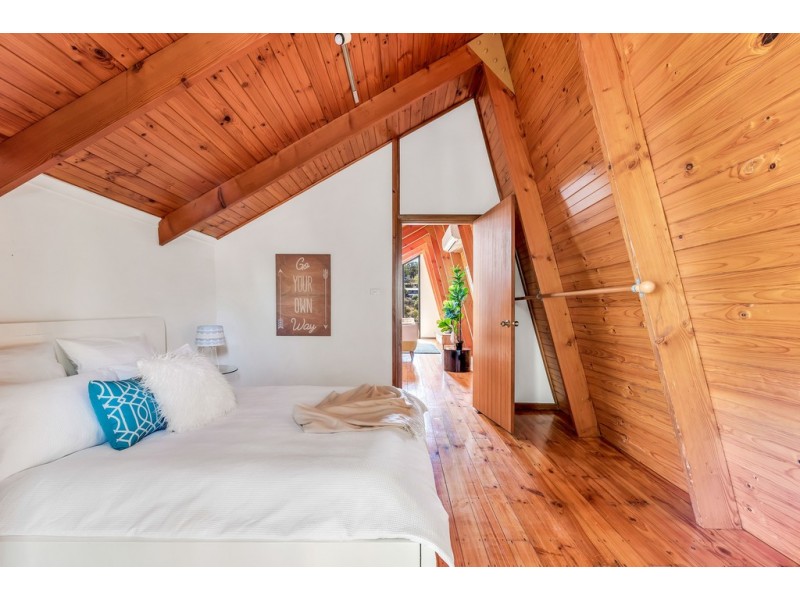 28 Courageous Avenue, Happy Valley SA 5159